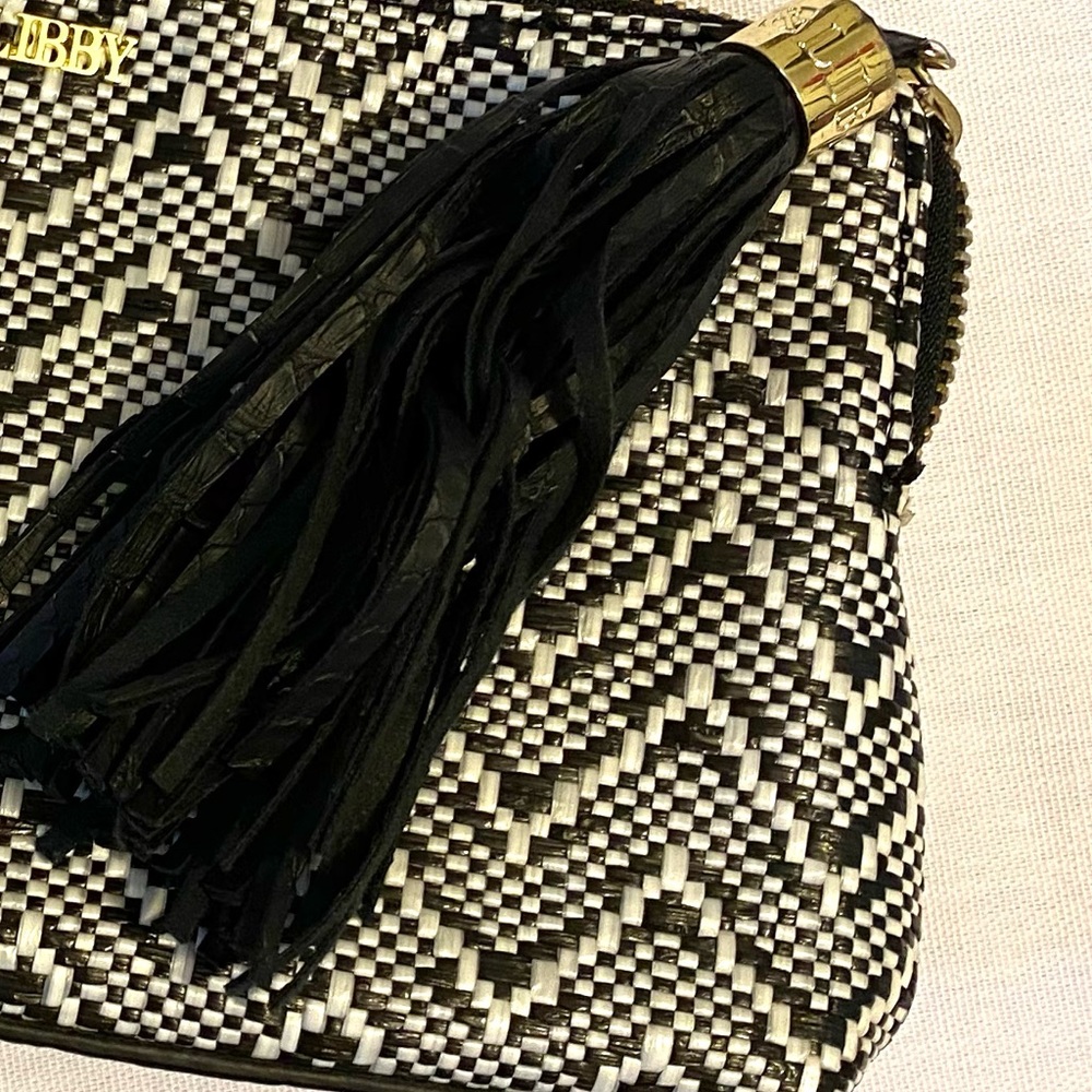 Black & White Woven Clutch | Sam & Libby - Picture 5 of 5
